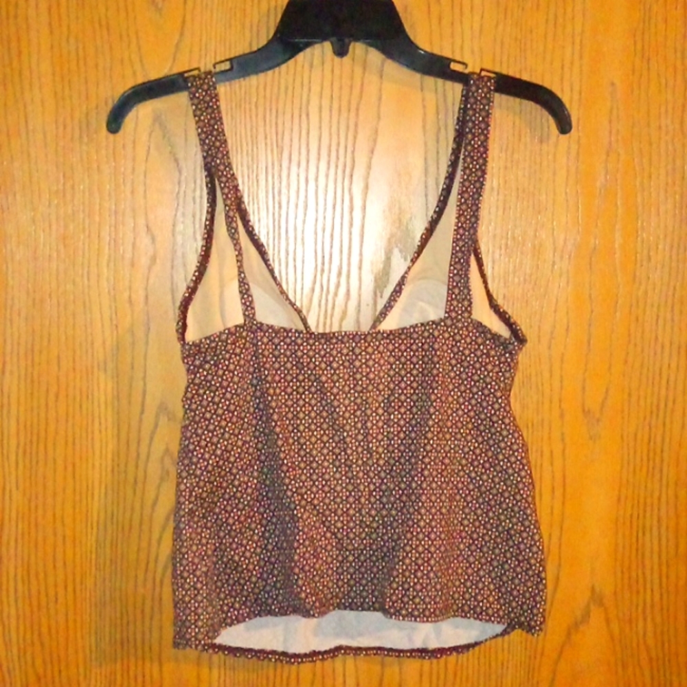 Dark brown w/ tan&red 2 piece swimsuit. Has skort bottom & tank-top bra design - Picture 5 of 7